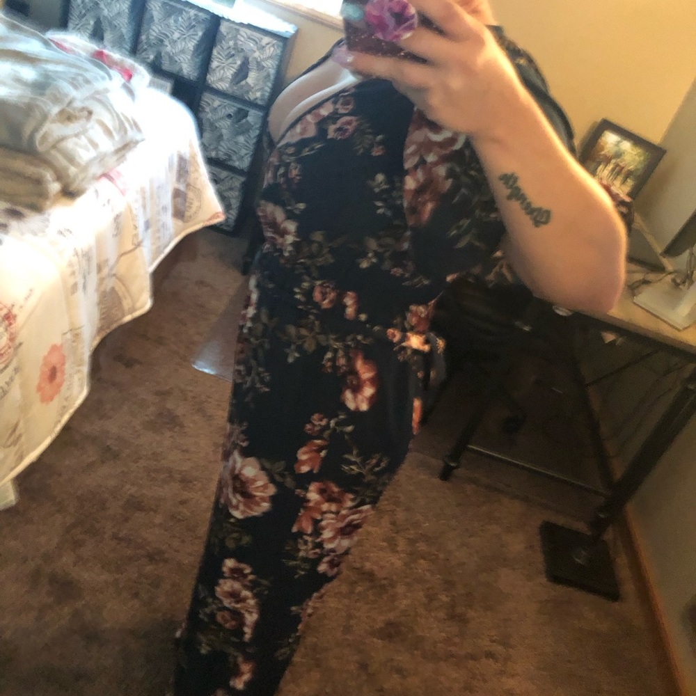 Floral romper - Picture 8 of 9
